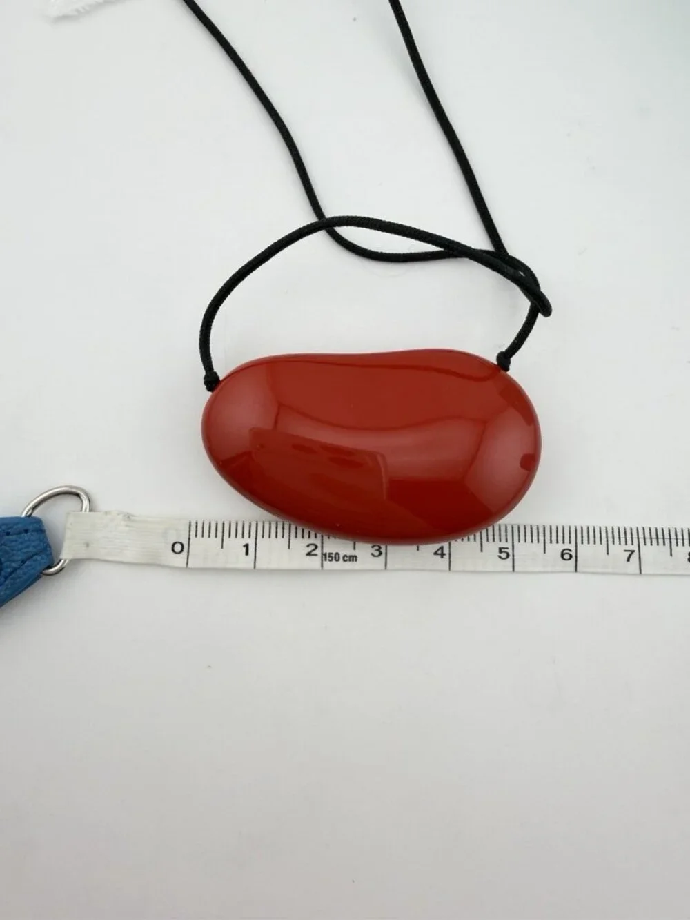 Tiffany & Co. Elsa Peretti Red Lacquer Wood 50mm Bean Necklace Silk 19.5in